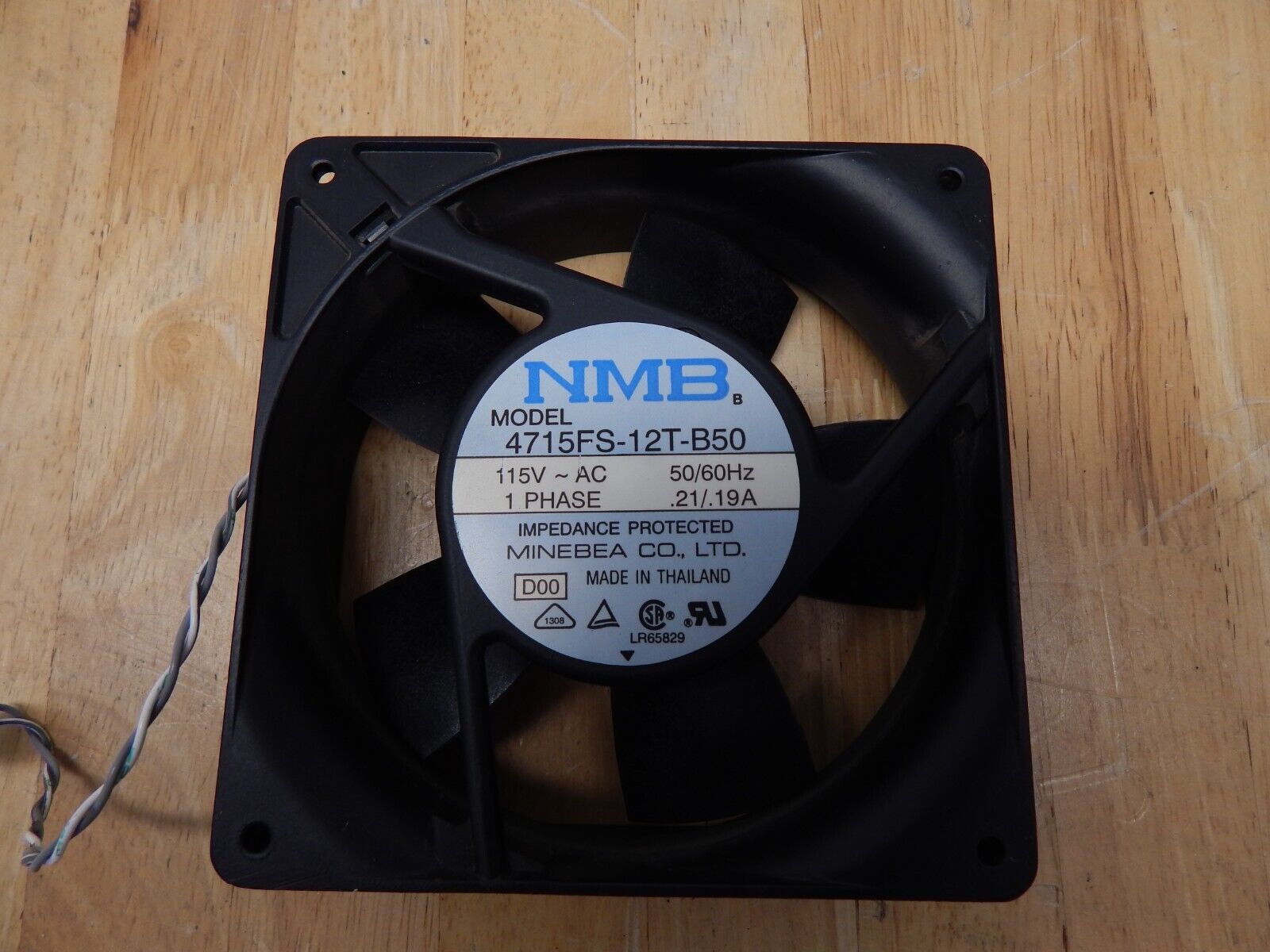 NMB 4715FS-12T-B50 115V 50/60Hz 0.2A Fan, lot of 3 NMB 4715FS-12T-B50 115V 50/60Hz 0.2A Fan, lot of 3